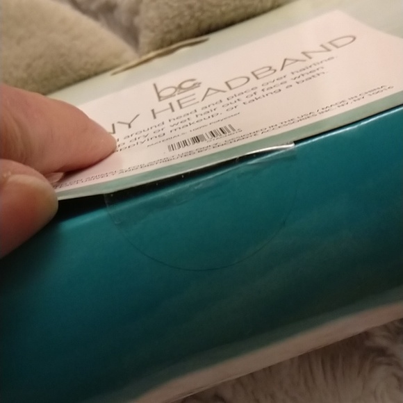 Super cute Bunny ears Spa Headband *NIB* - Picture 5 of 5